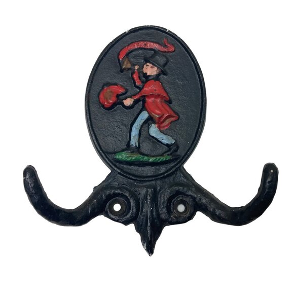 Vintage Cast Iron Wall Hook With Painted Colonial Figure Design 4" - Picture 3 of 7